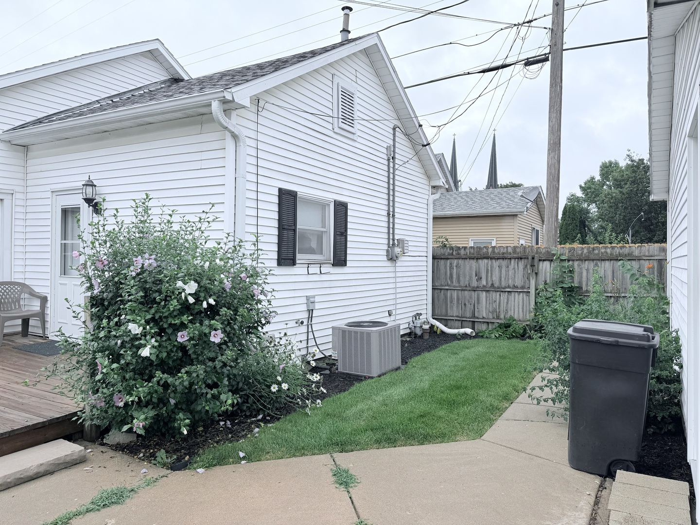 828 Tonti Street Property Photo 4