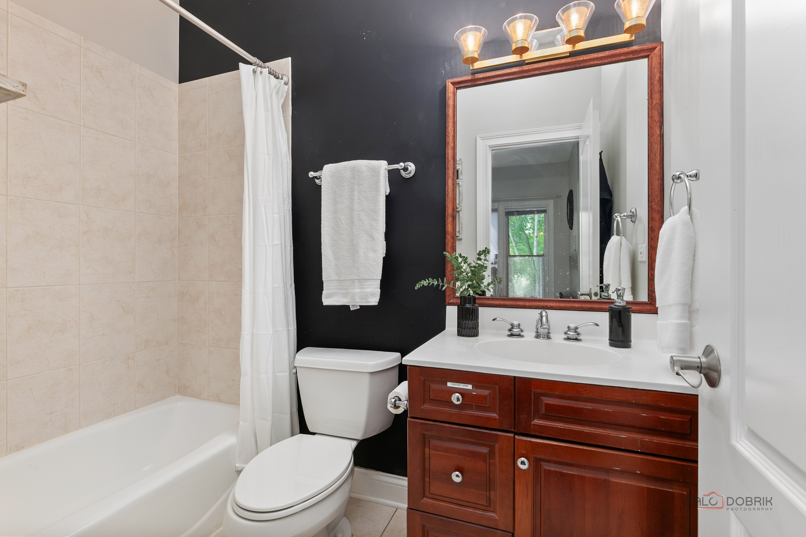 39598 Orchard Bluff Lane Property Photo 14