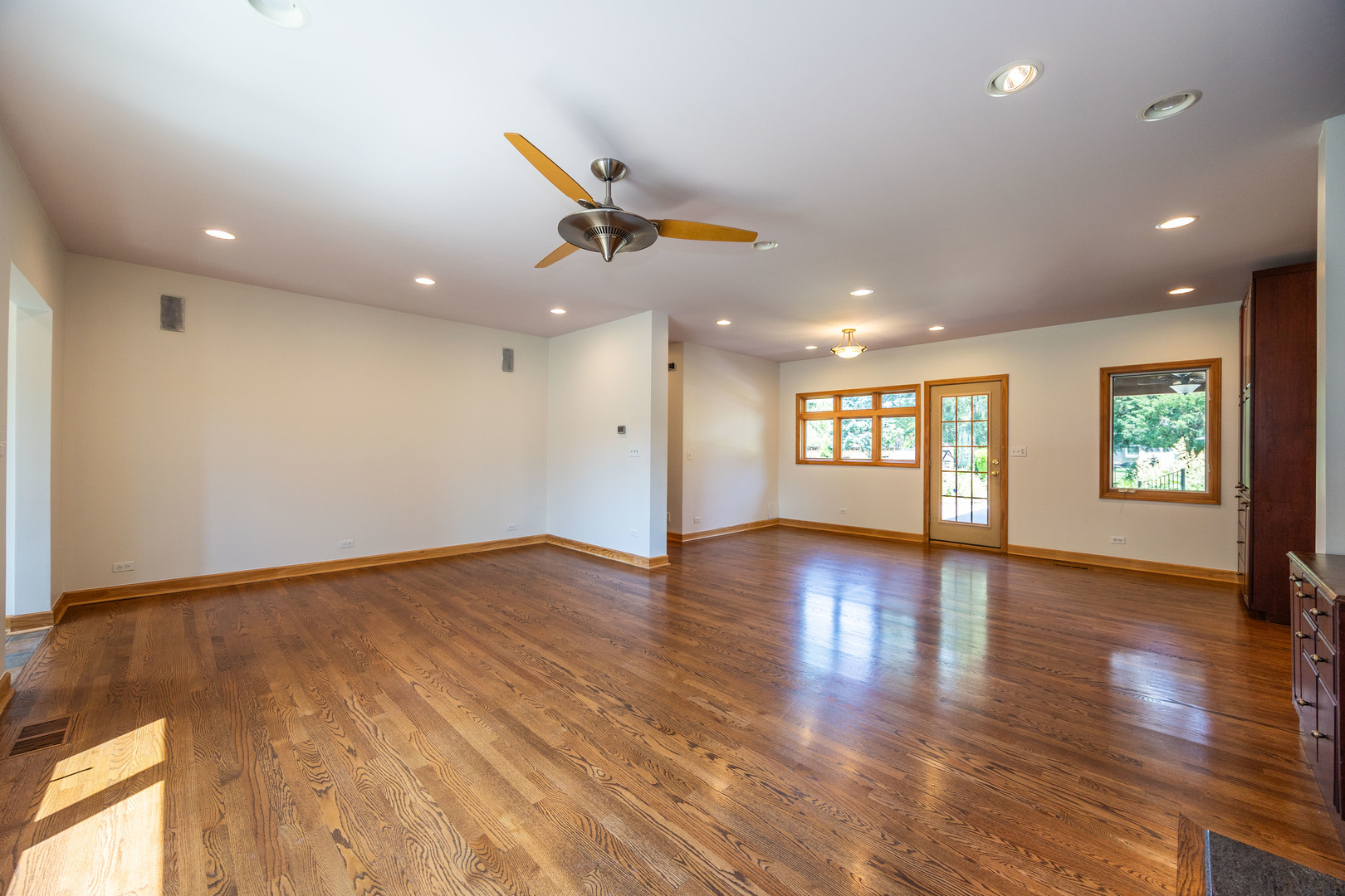 3404 Meadow Lane Property Photo 14