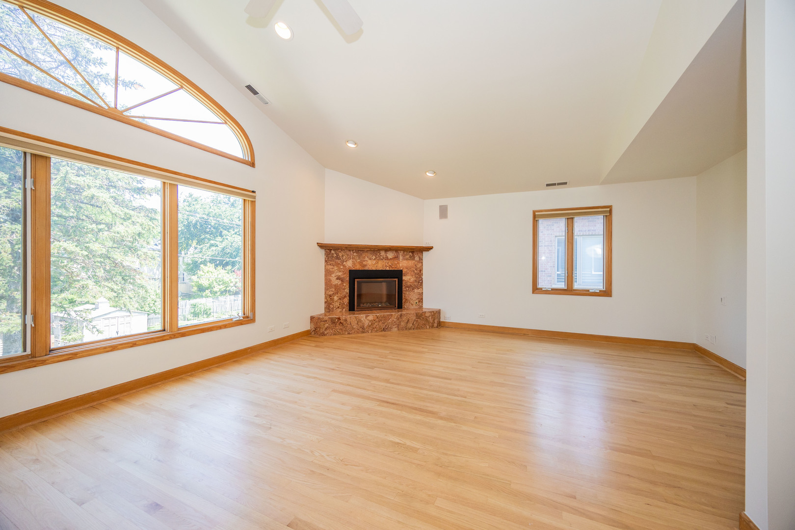 3404 Meadow Lane Property Photo 23