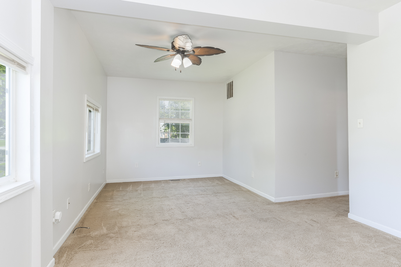 55 Maple Street Property Photo 10