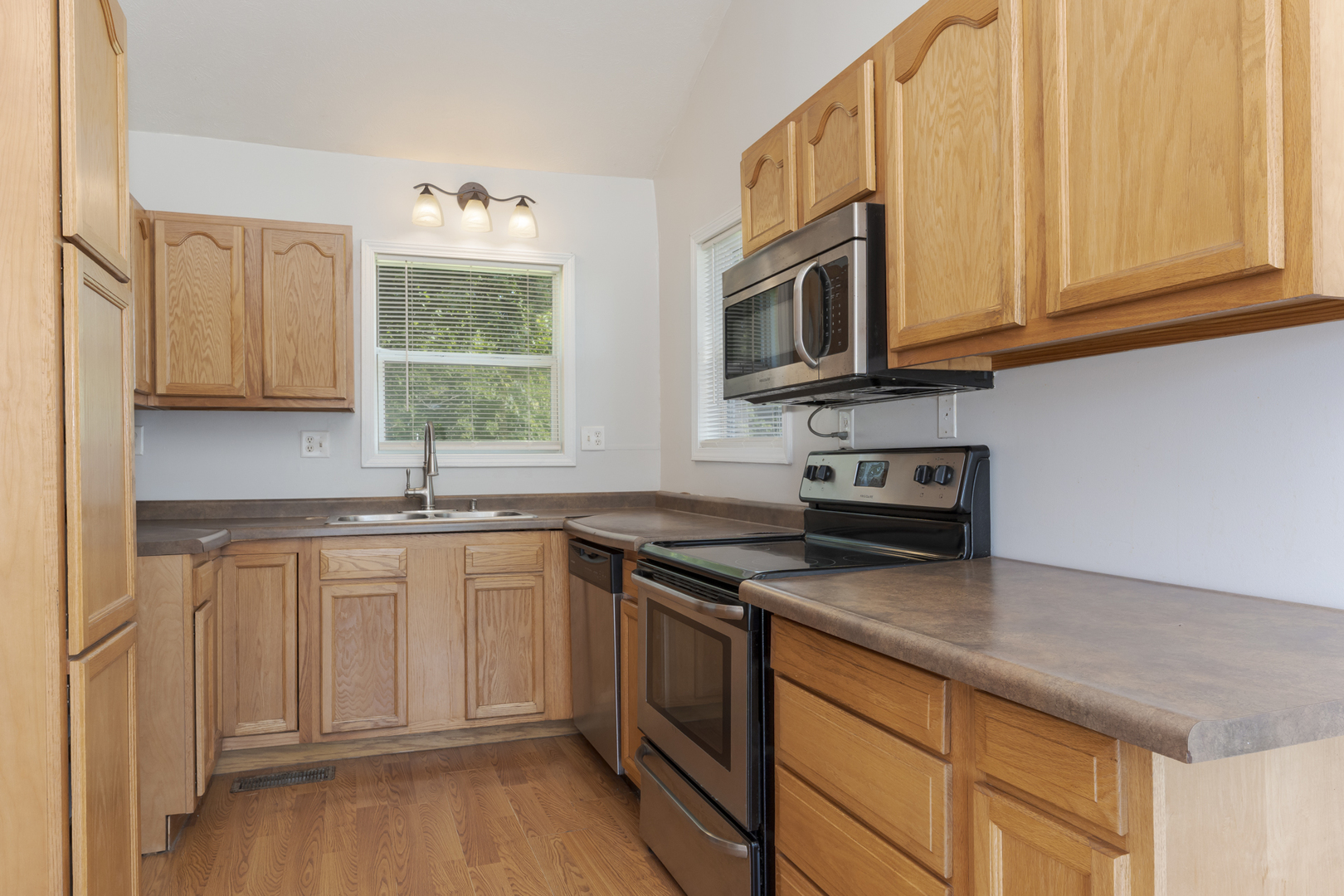55 Maple Street Property Photo 13