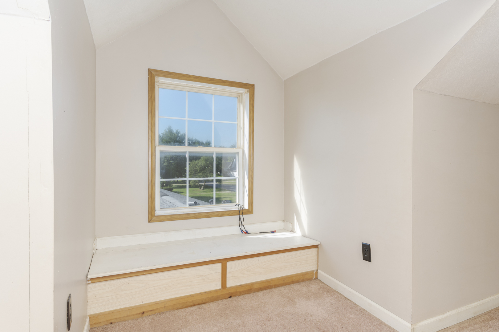 55 Maple Street Property Photo 26