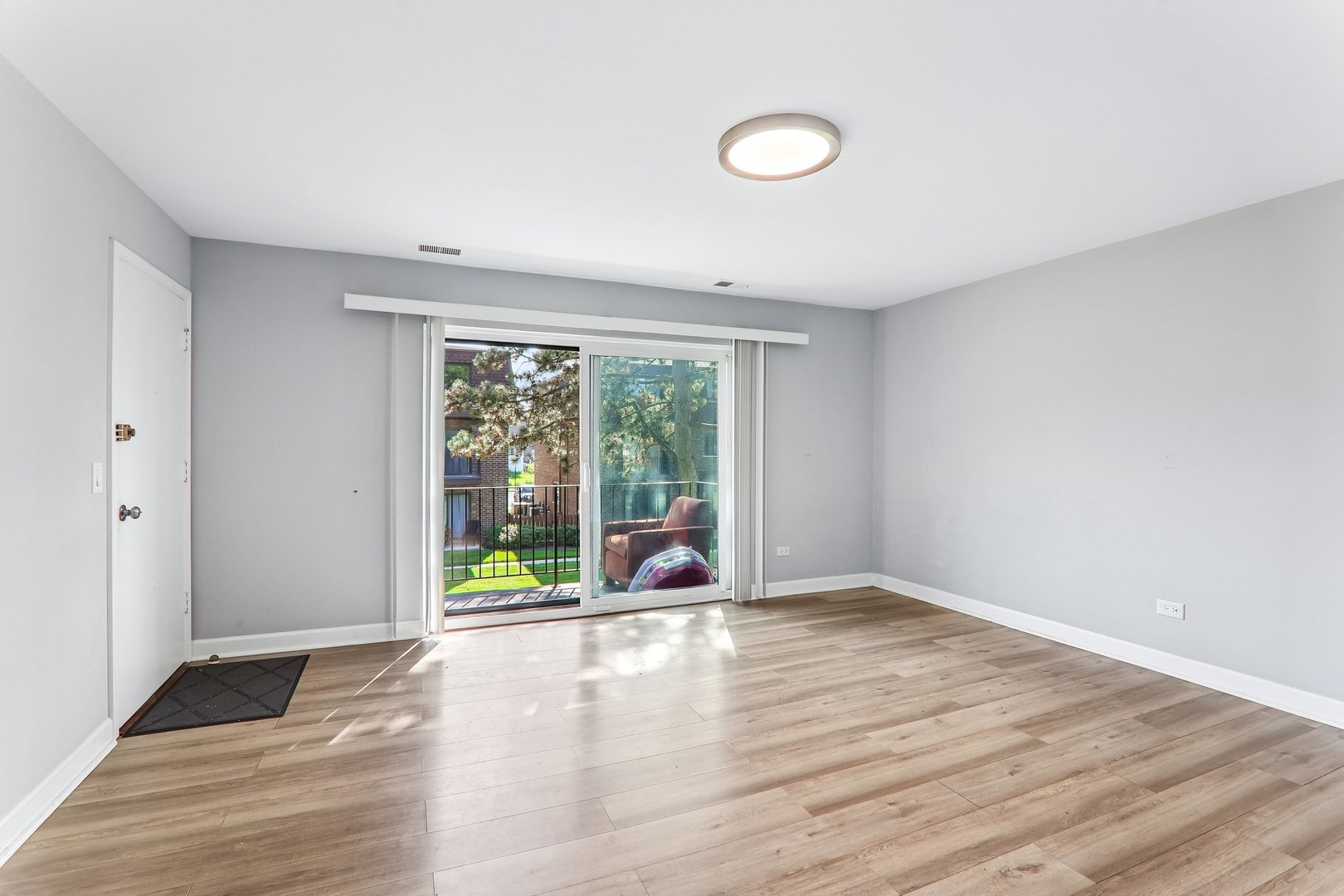 9616 Bianco Terrace C Property Photo 8