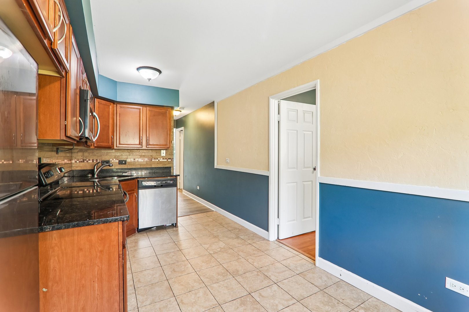 9616 Bianco Terrace C Property Photo 13