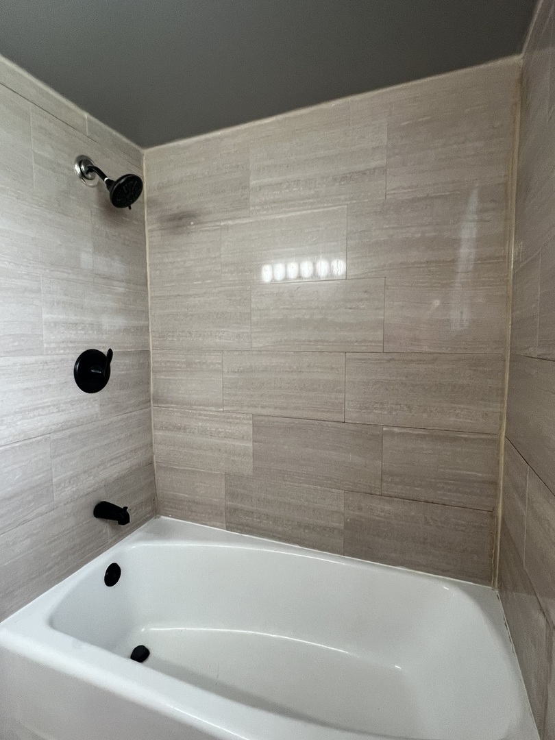 8815 S Halsted Street Property Photo 8