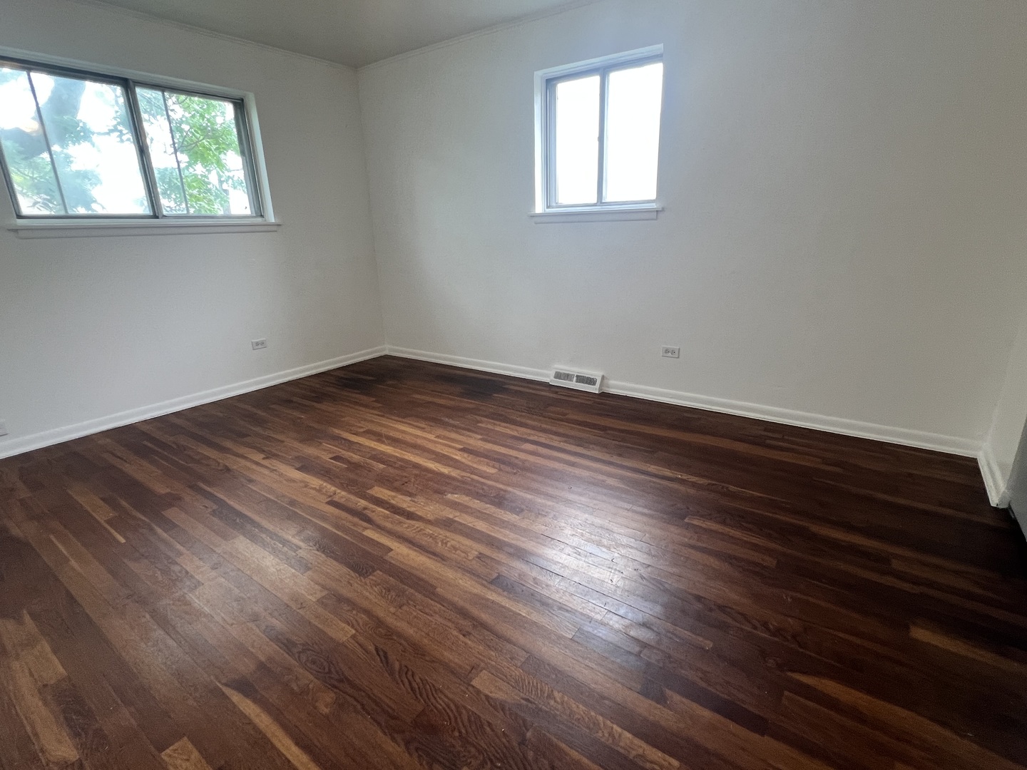 8815 S Halsted Street Property Photo 10