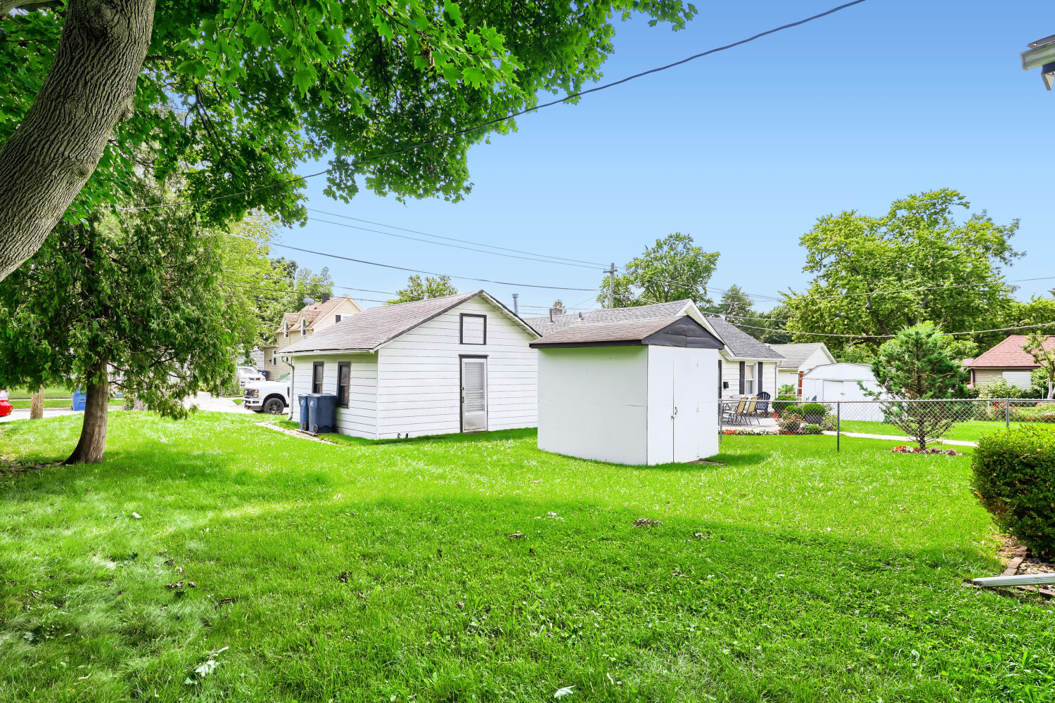 709 Center Street Property Photo 4