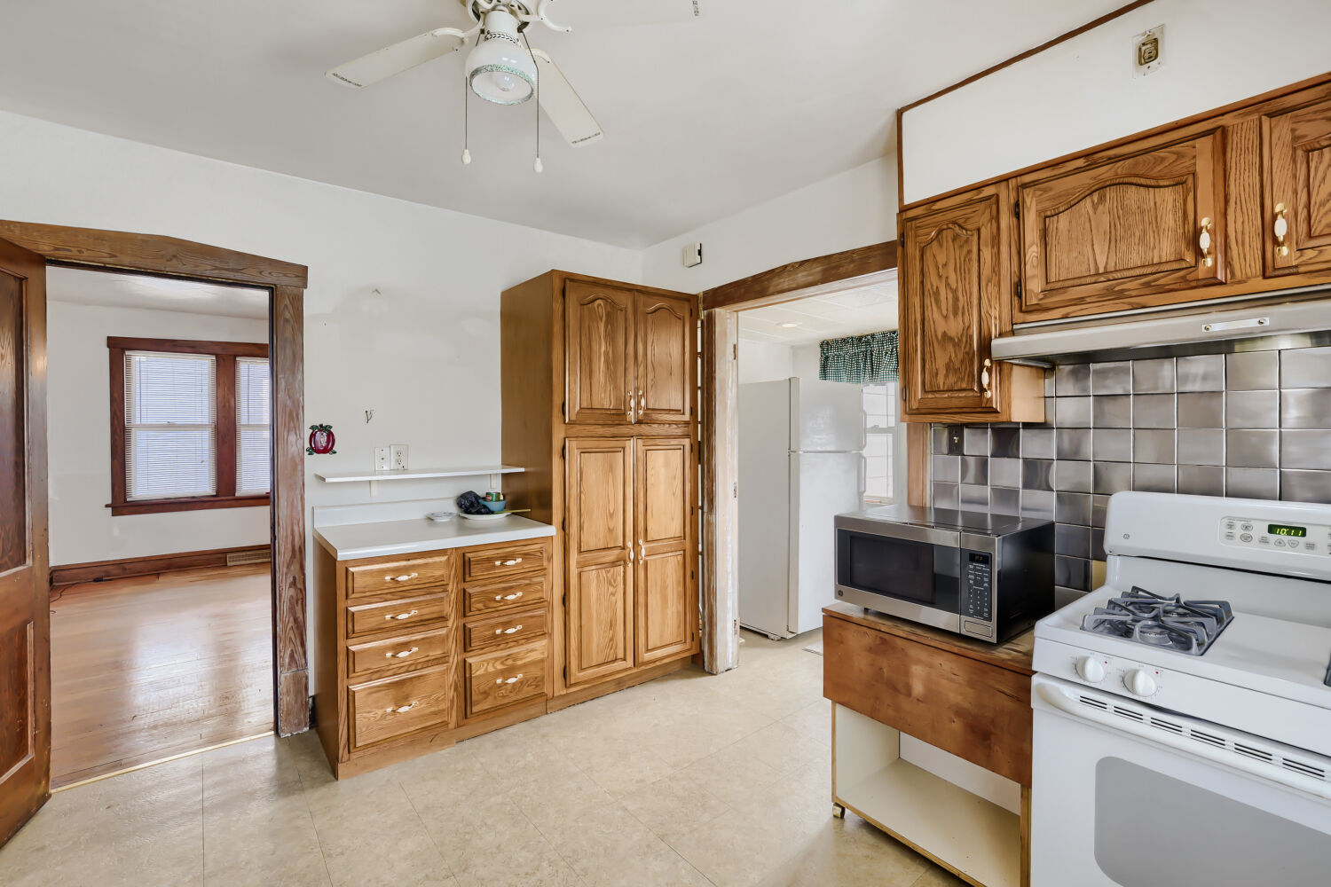 709 Center Street Property Photo 17