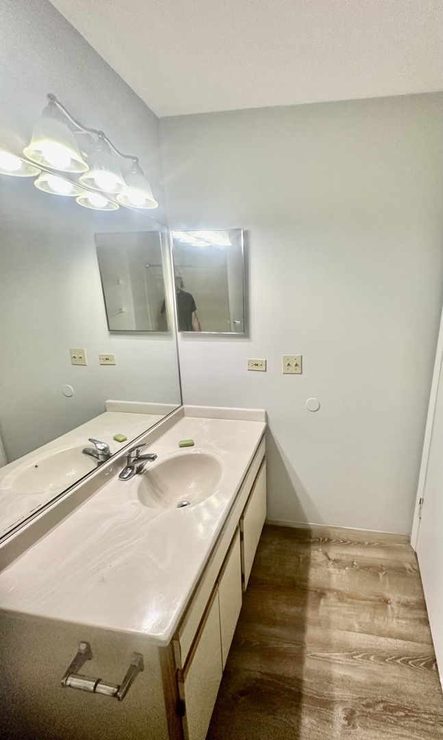 108 Glengarry Drive 304 Property Photo 6