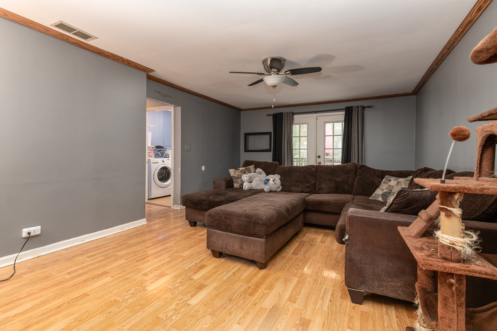 3707 Clearview Avenue Property Photo 4