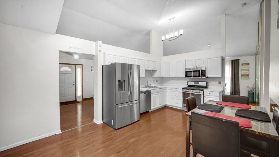 322 Central Avenue Property Photo 9