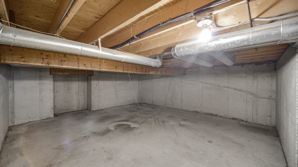 322 Central Avenue Property Photo 22