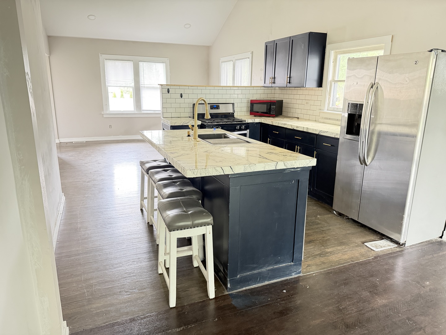 1402 5th Avenue Property Photo 4