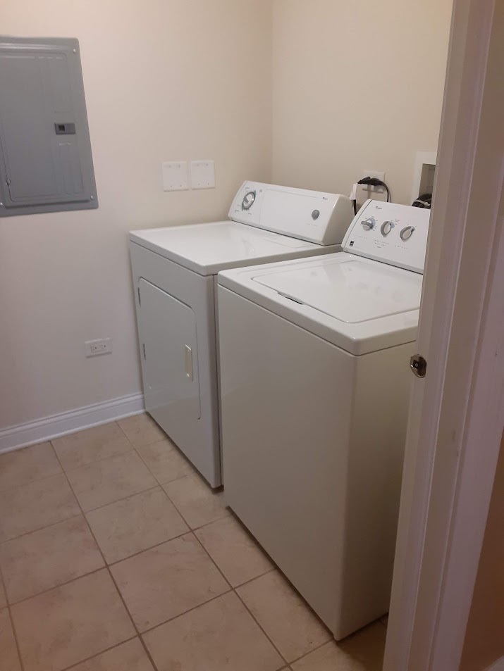 6675 S Cass Avenue 2a Property Photo 23