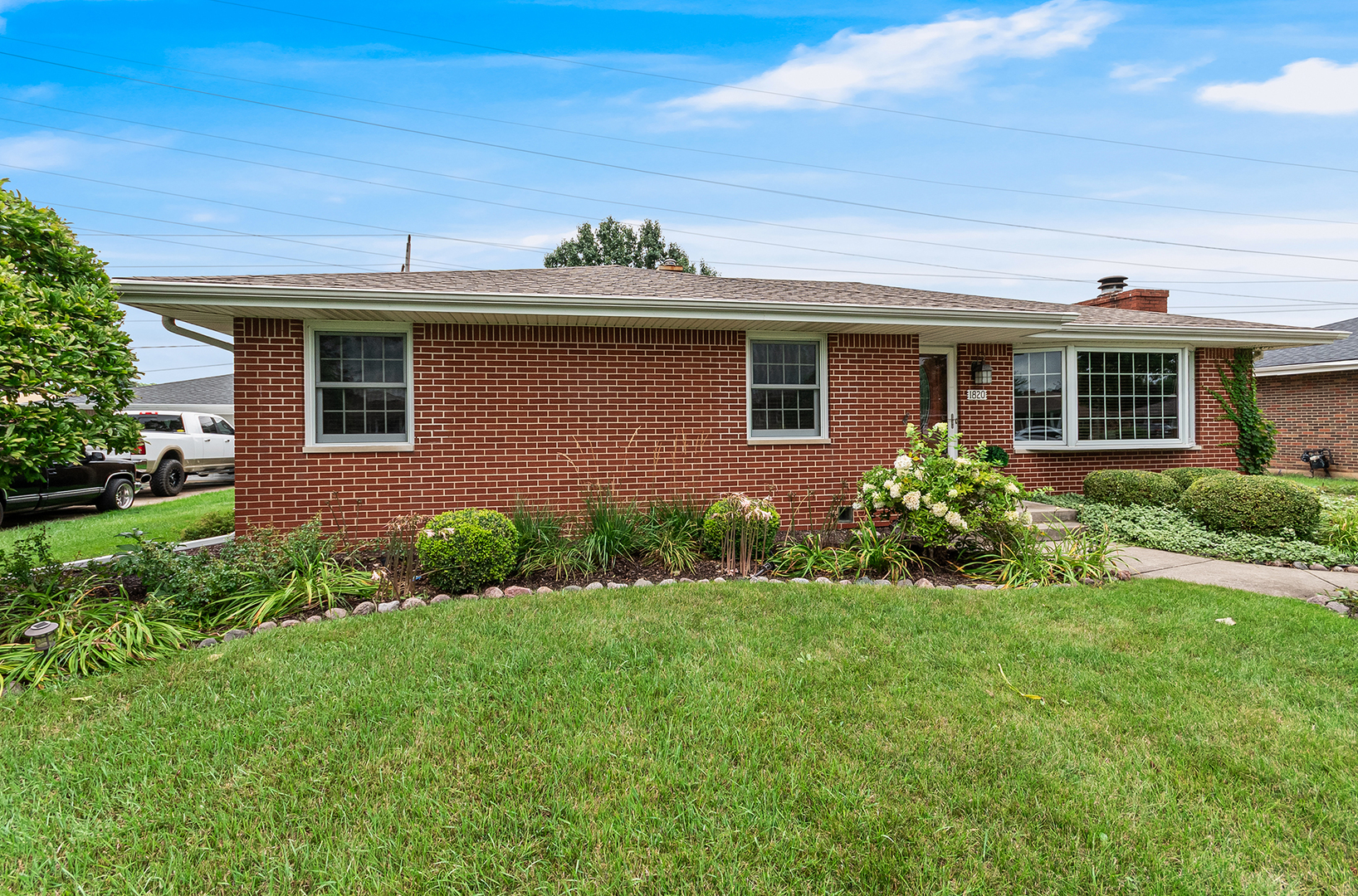 1820 Root Street Property Photo 2