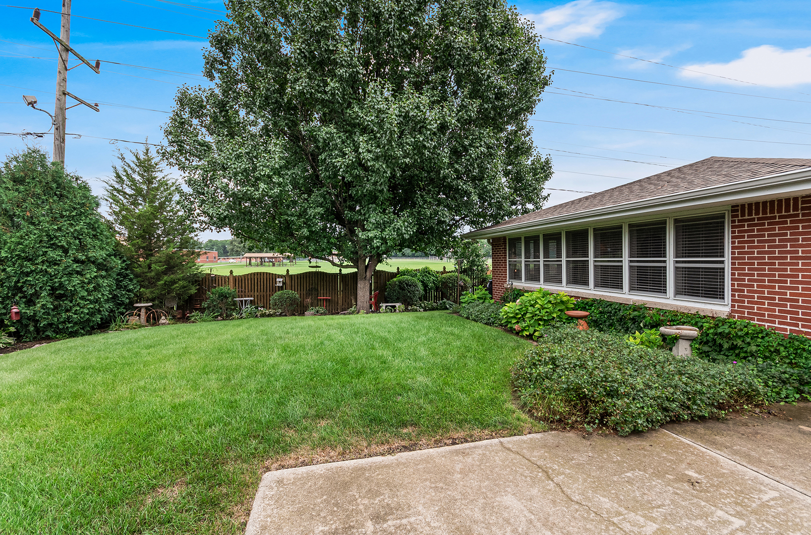 1820 Root Street Property Photo 21