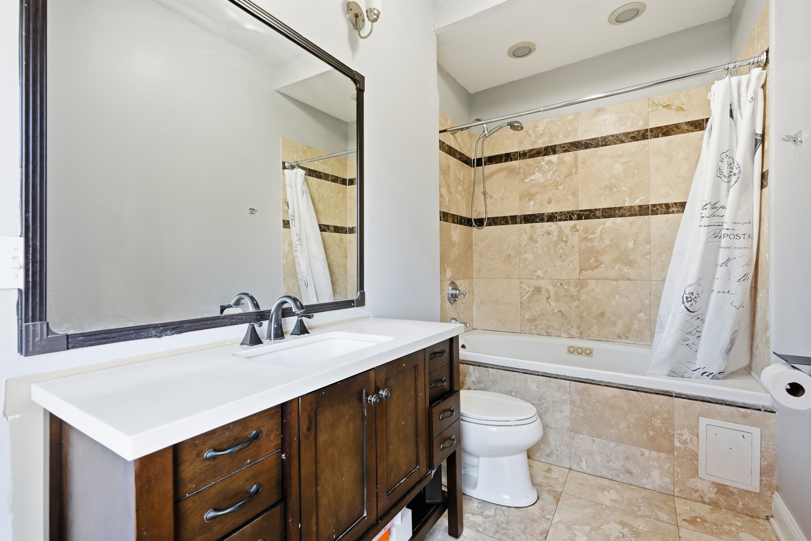 1517 E Marquette Road 2e Property Photo 11