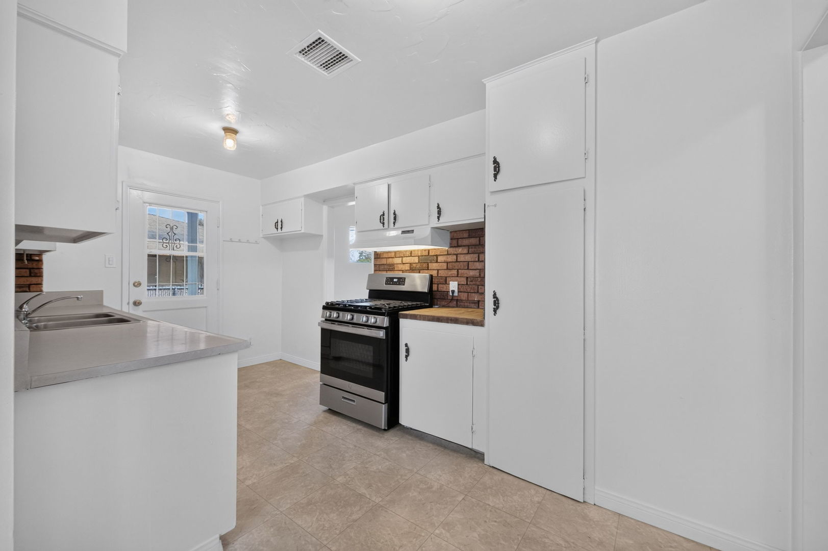 4944 Wilton Place Property Photo 16