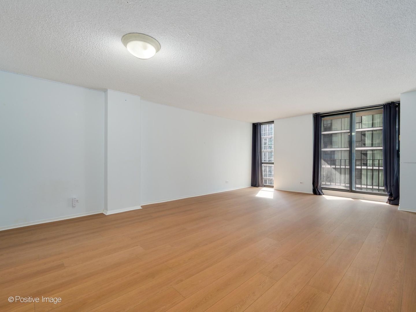 70 W Huron Street 605 Property Photo 7