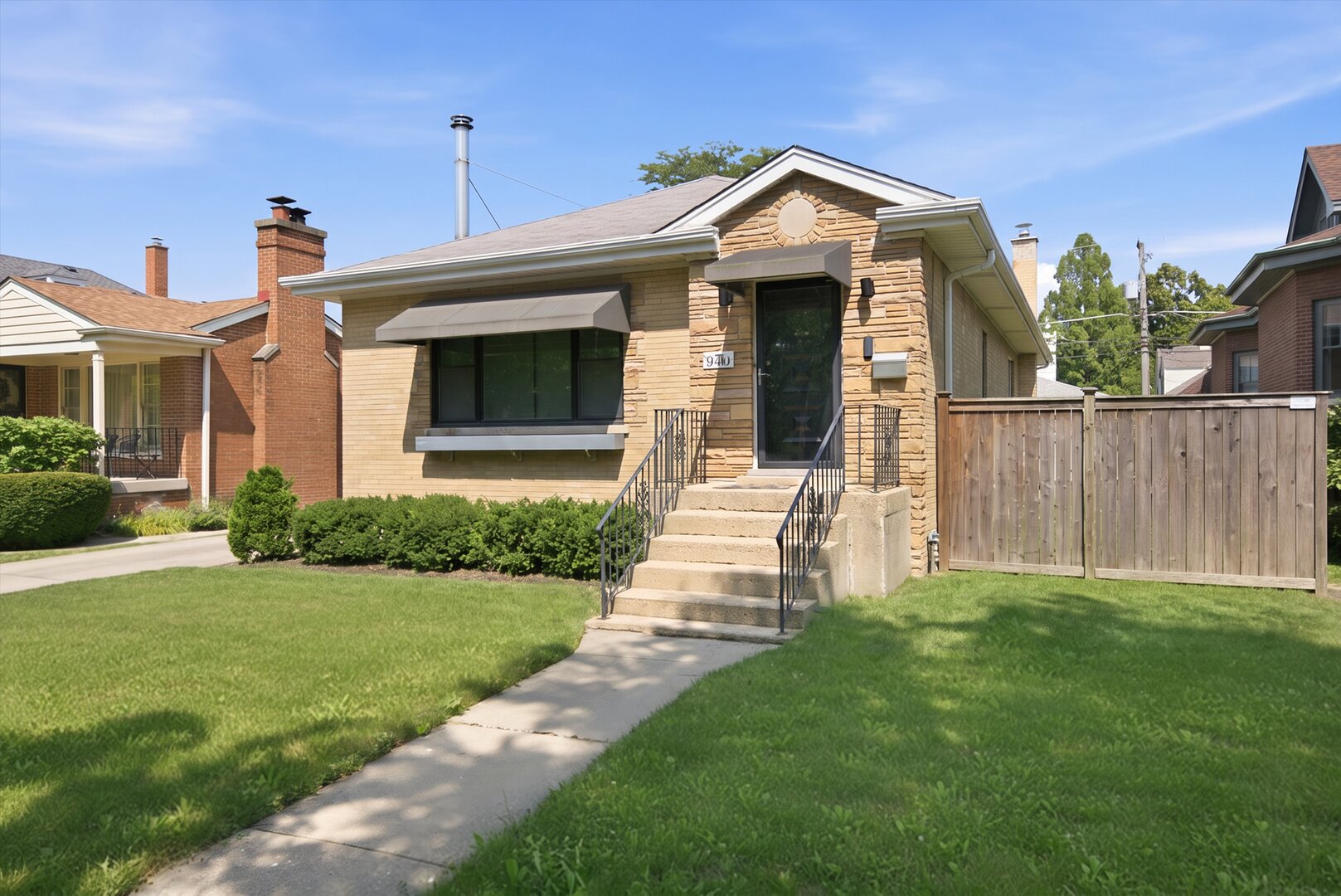 940 N Oak Park Avenue Property Photo 1