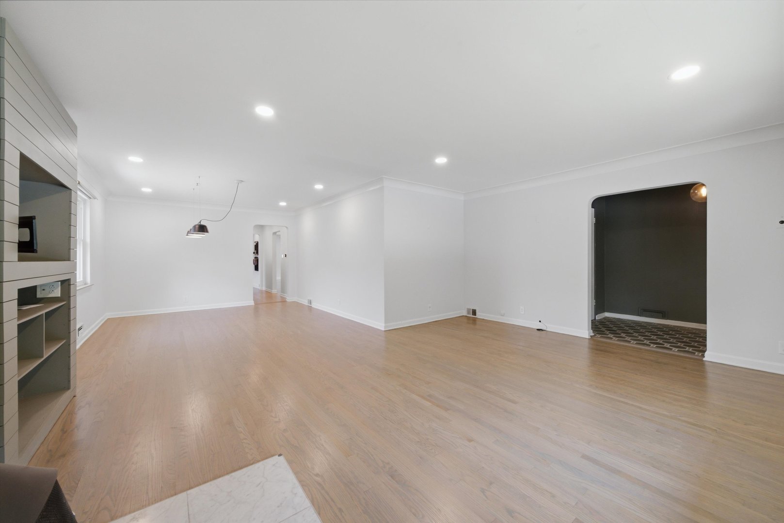 940 N Oak Park Avenue Property Photo 11