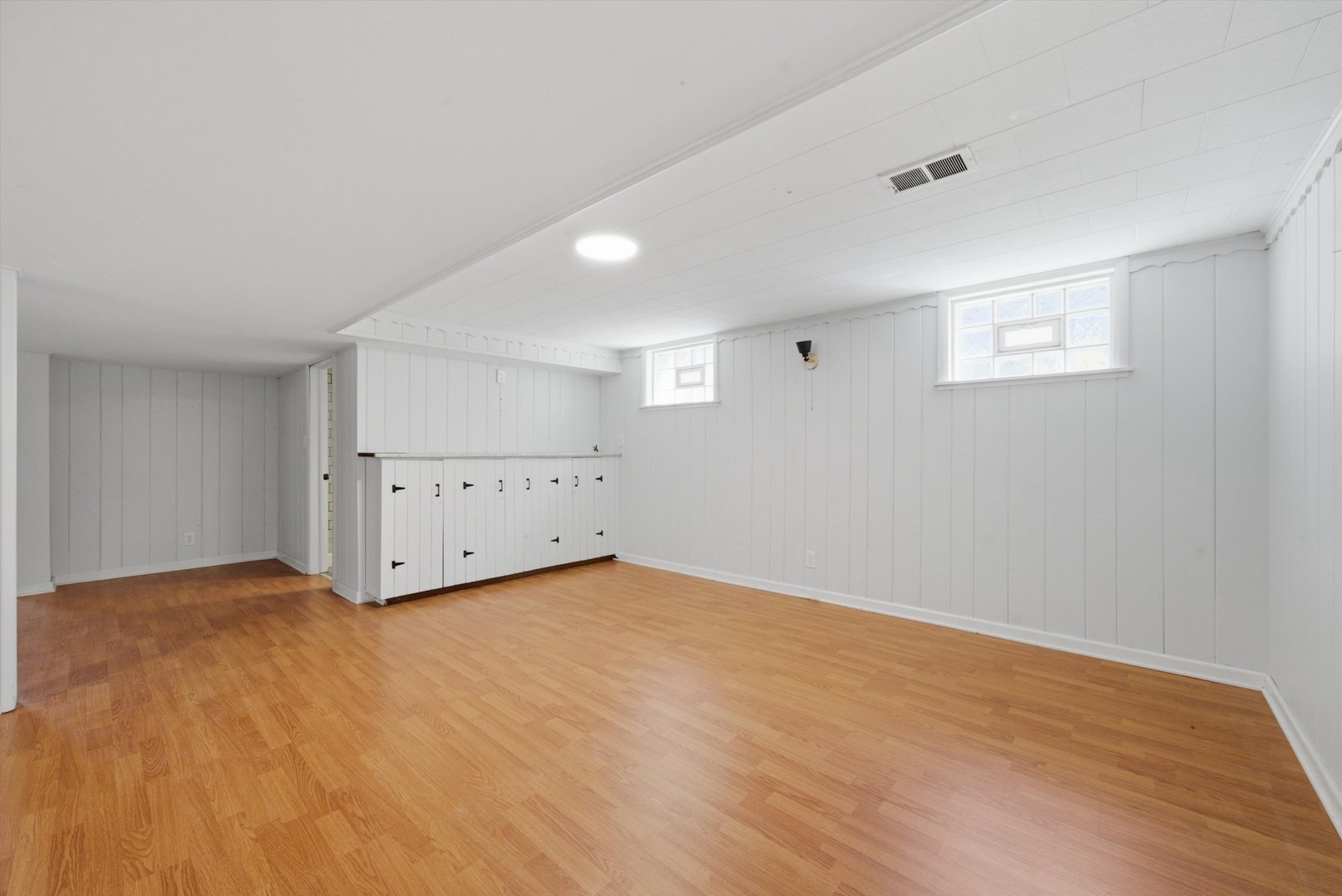940 N Oak Park Avenue Property Photo 28