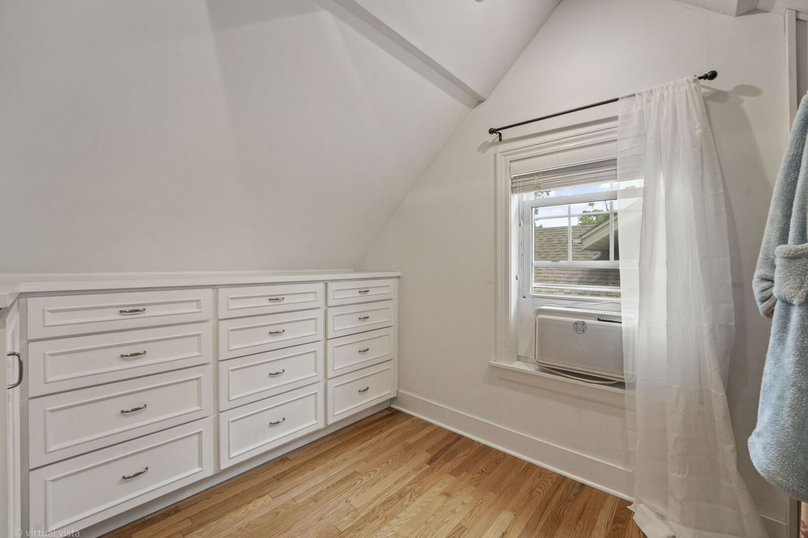 759 Laurel Avenue Property Photo 16