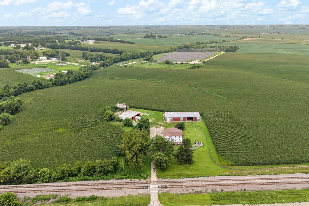 21084 Trolly Road Property Photo 1