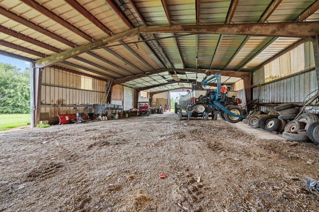 21084 Trolly Road Property Photo 49