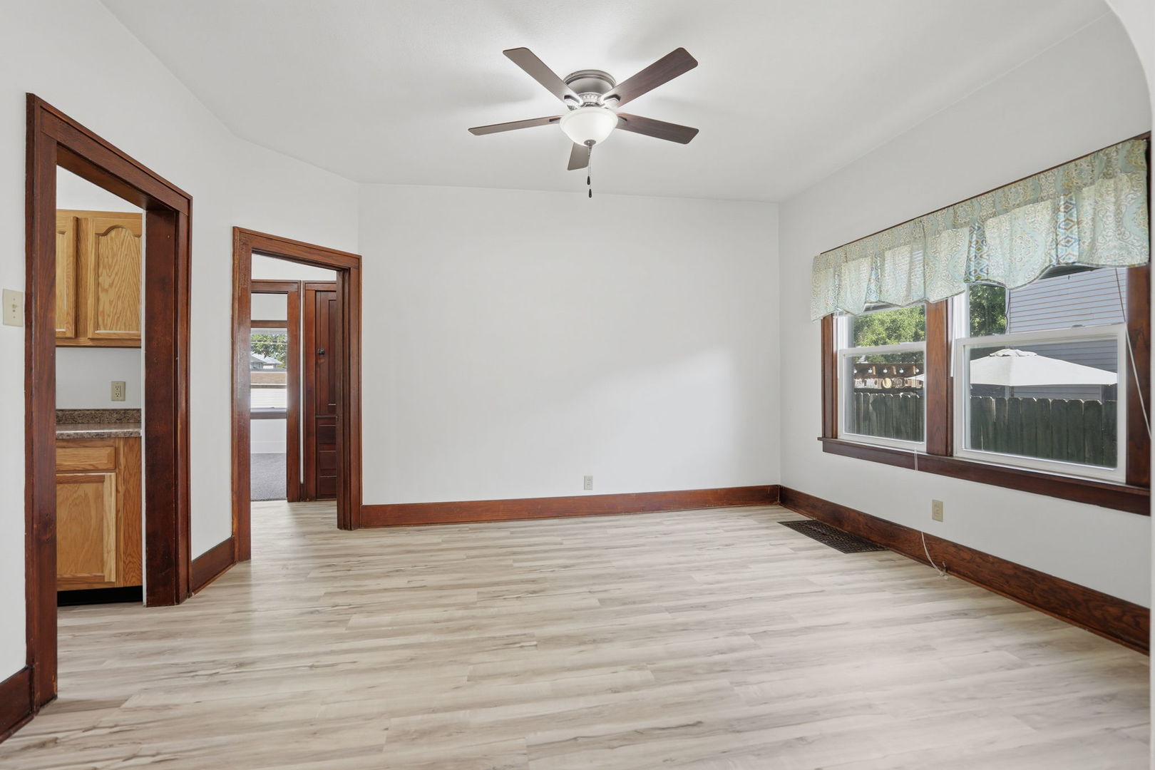 1318 44th Street Property Photo 6