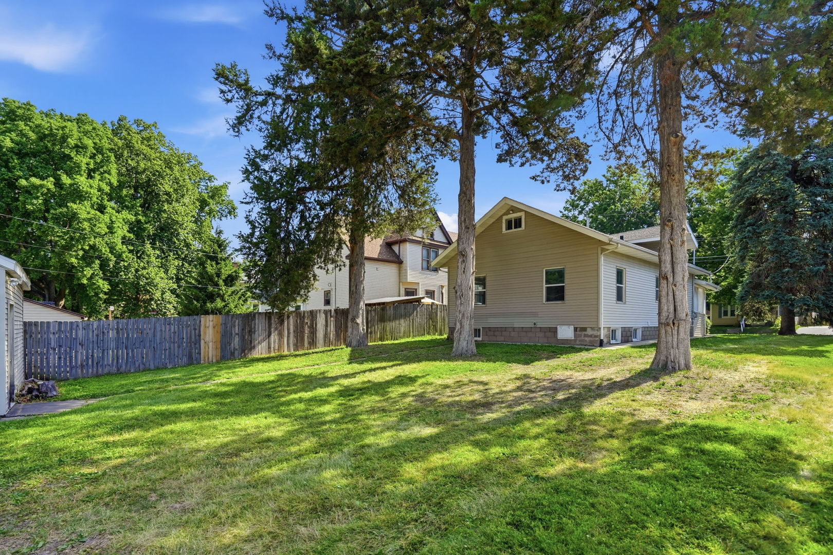 1318 44th Street Property Photo 24