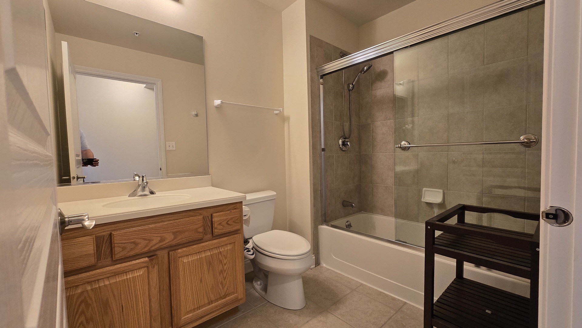 101 Pointe Drive 302 Property Photo 14