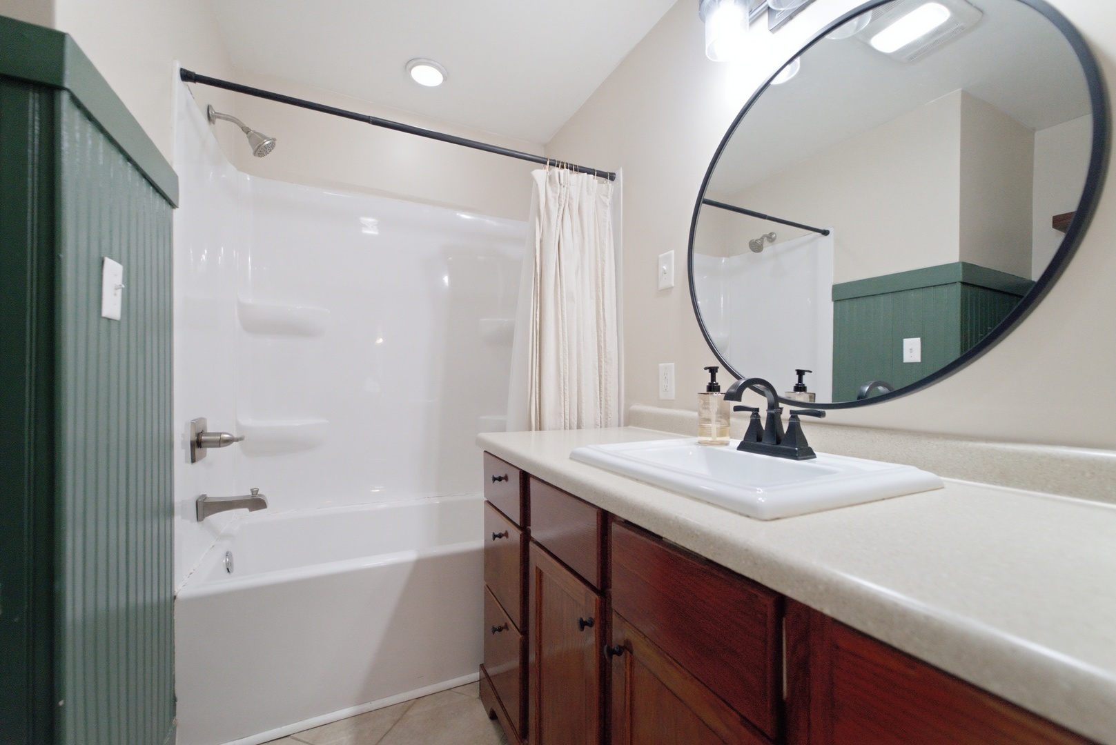 396 N Blaine Avenue Property Photo 15