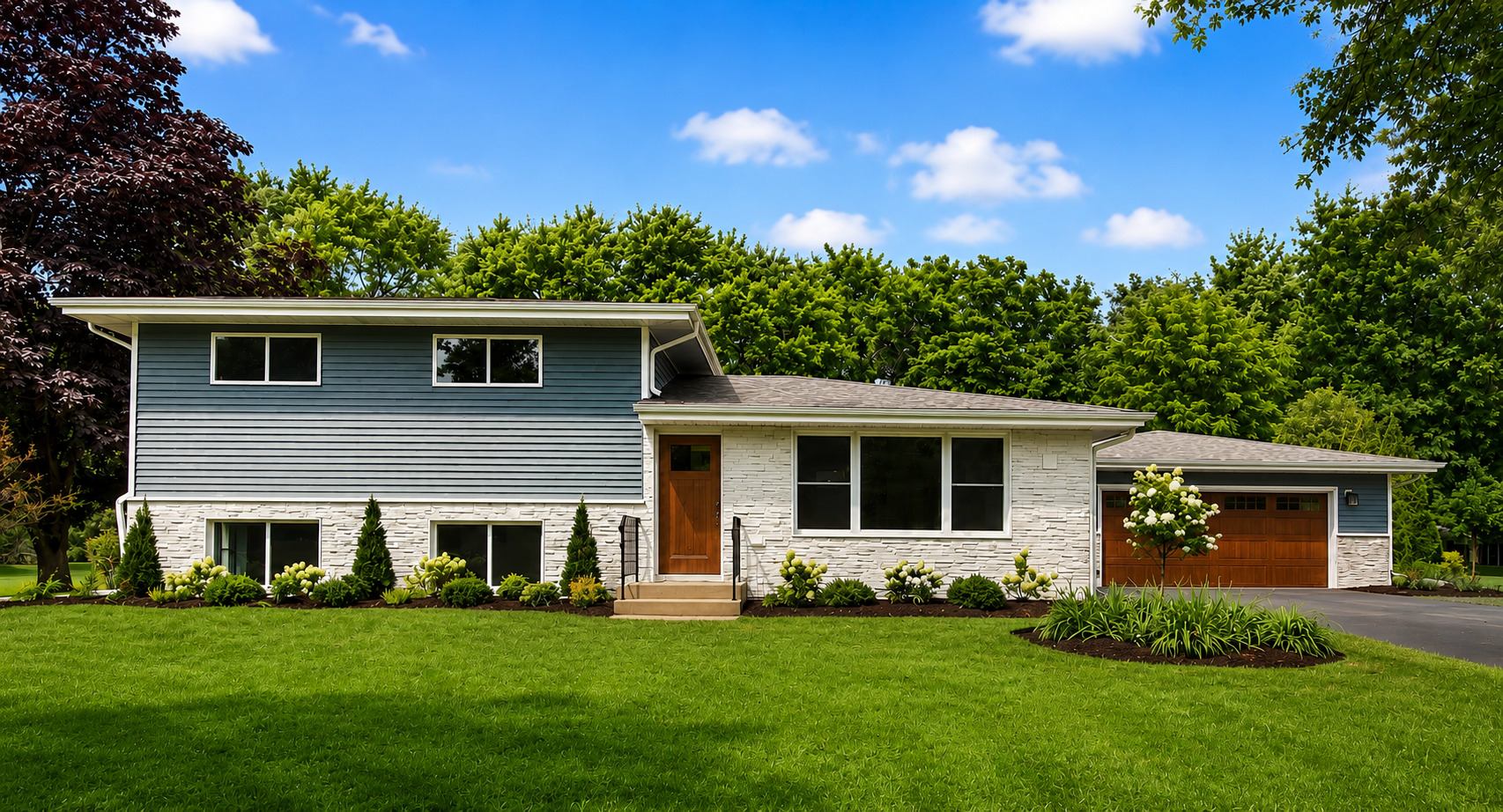 2257 Shannondale Drive Property Photo 1
