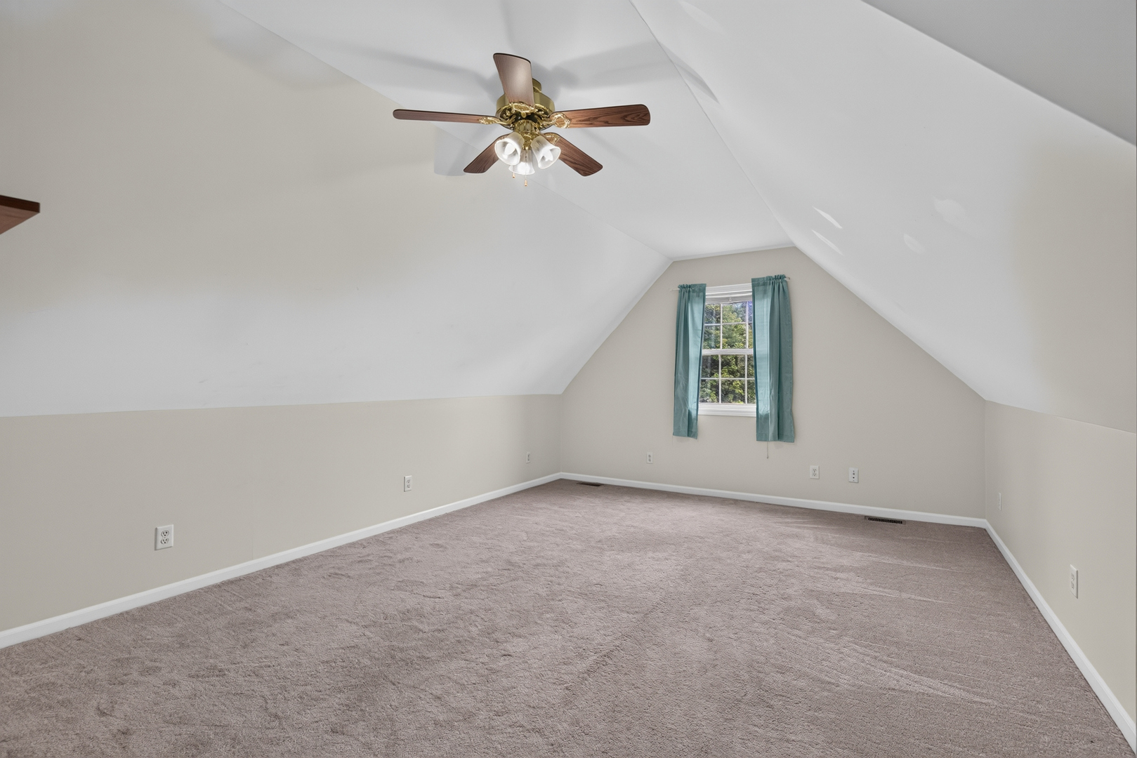 613 Magnolia Lane Property Photo 29