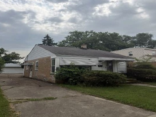 417 48th Avenue Property Photo 3