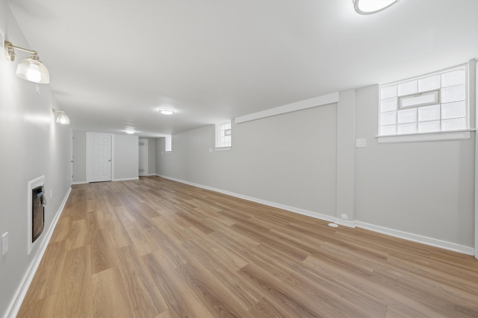 8004 S Richmond Street Property Photo 15
