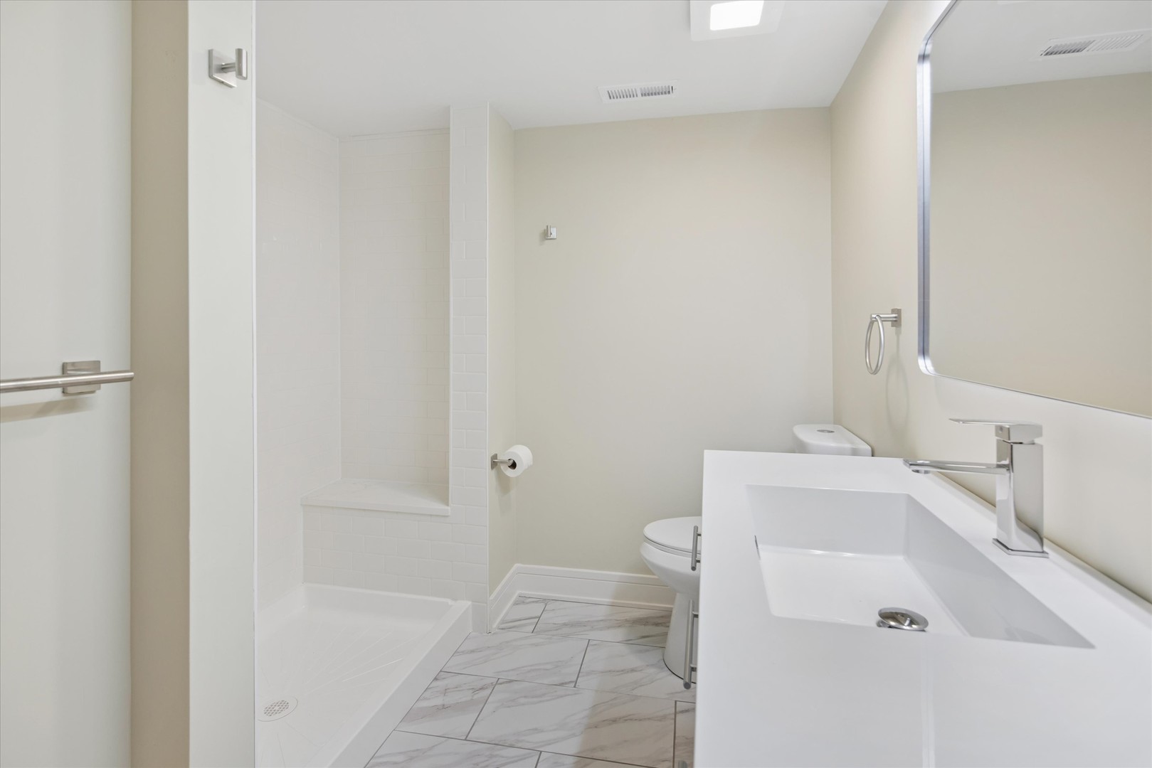 2121 W 71st Place Property Photo 15