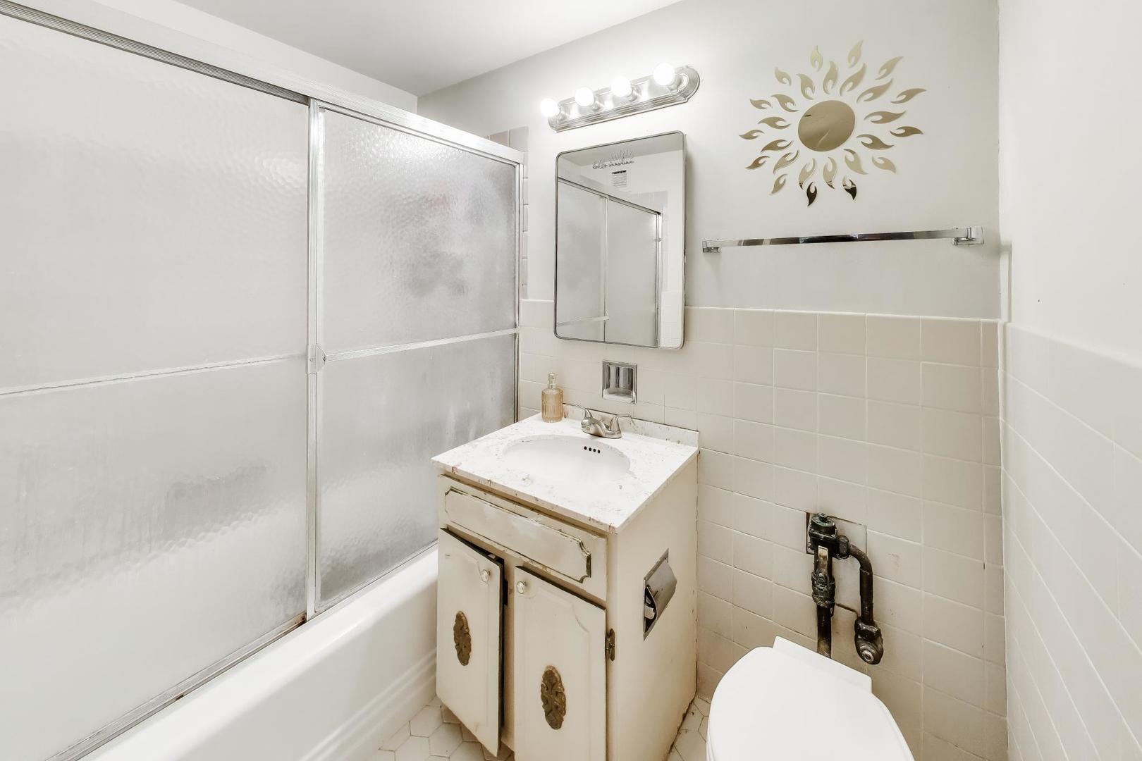 5050 S East End Avenue 3b Property Photo 17