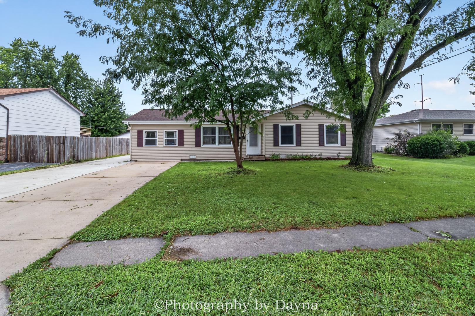 18 N West Avenue Property Photo 1
