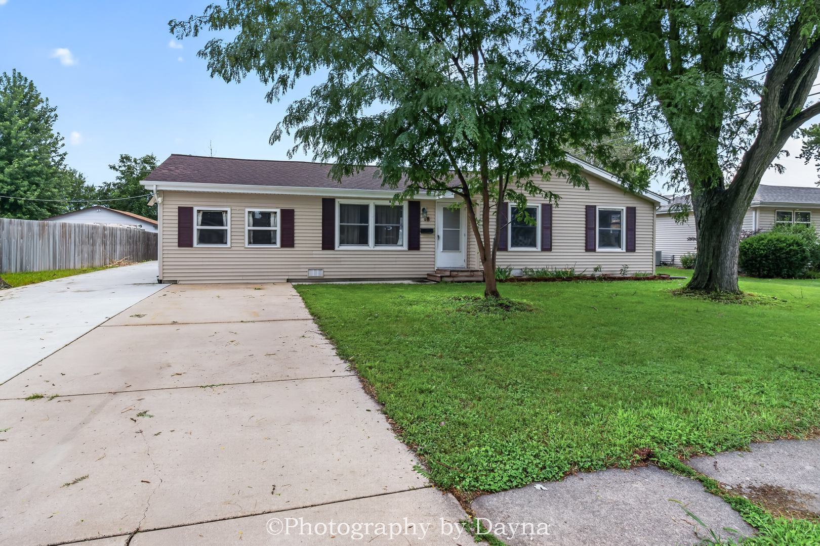 18 N West Avenue Property Photo 2