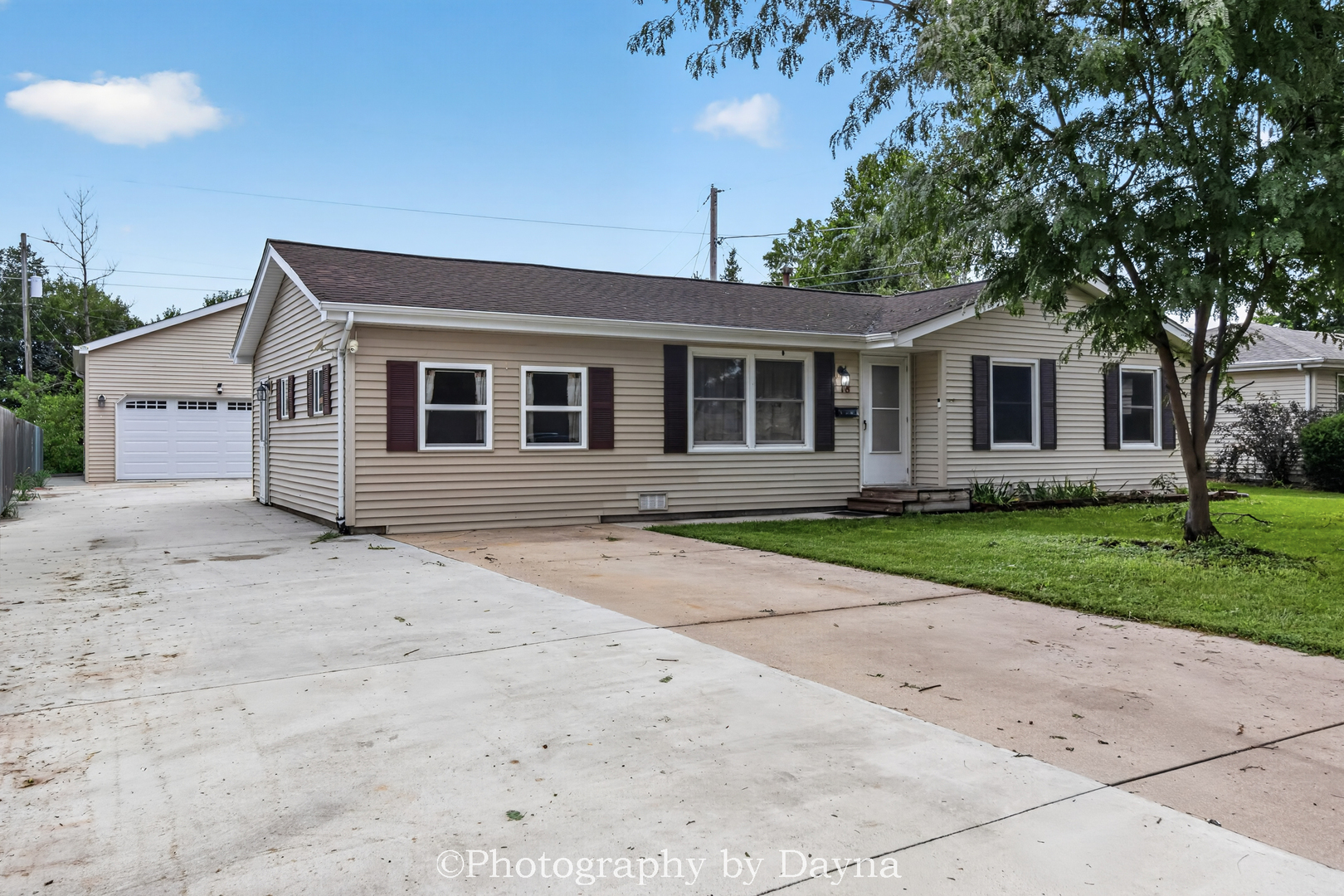 18 N West Avenue Property Photo 3