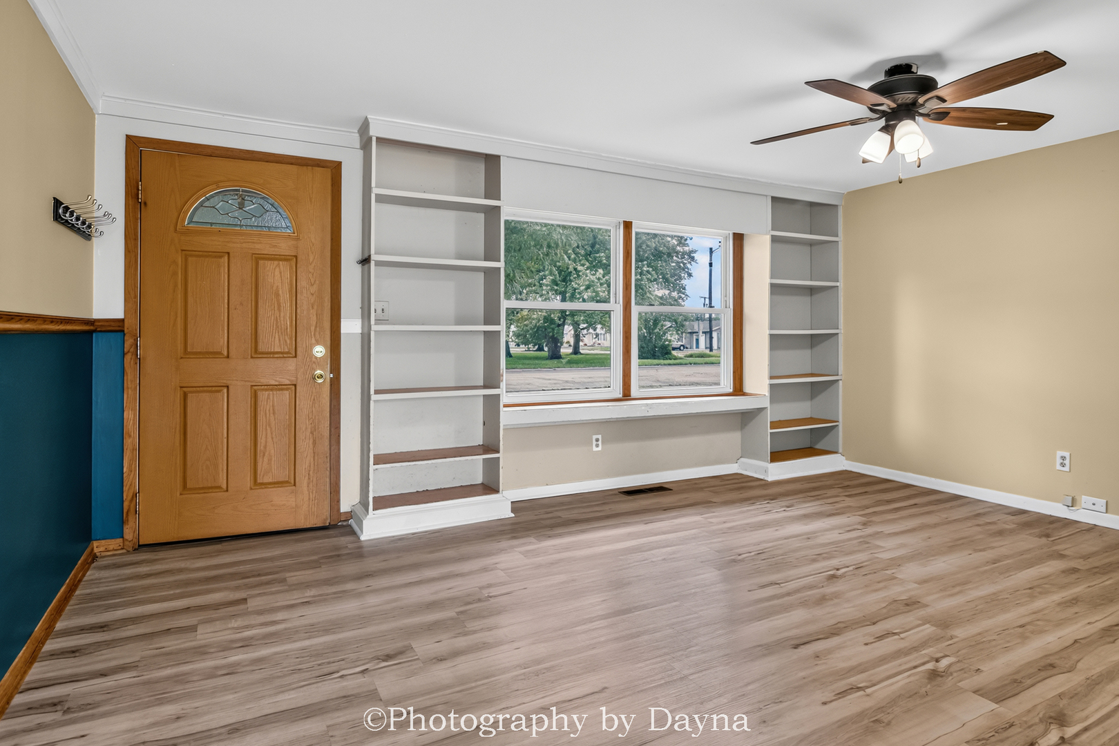 18 N West Avenue Property Photo 5