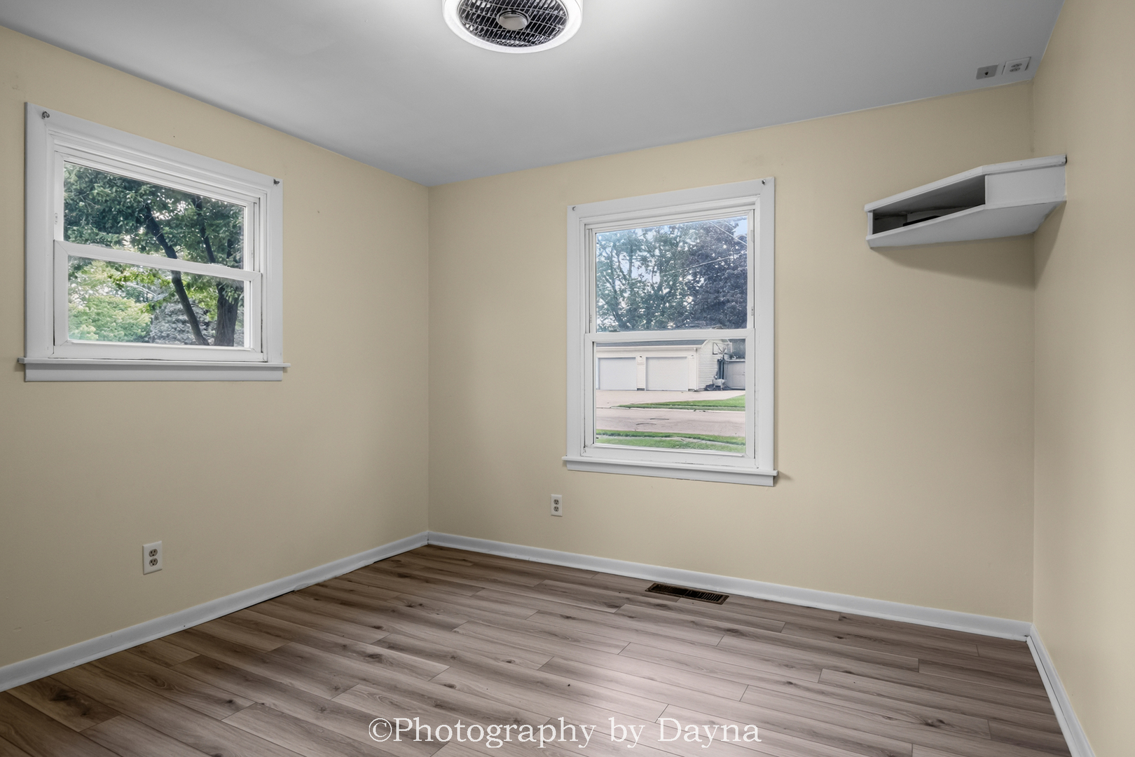 18 N West Avenue Property Photo 10