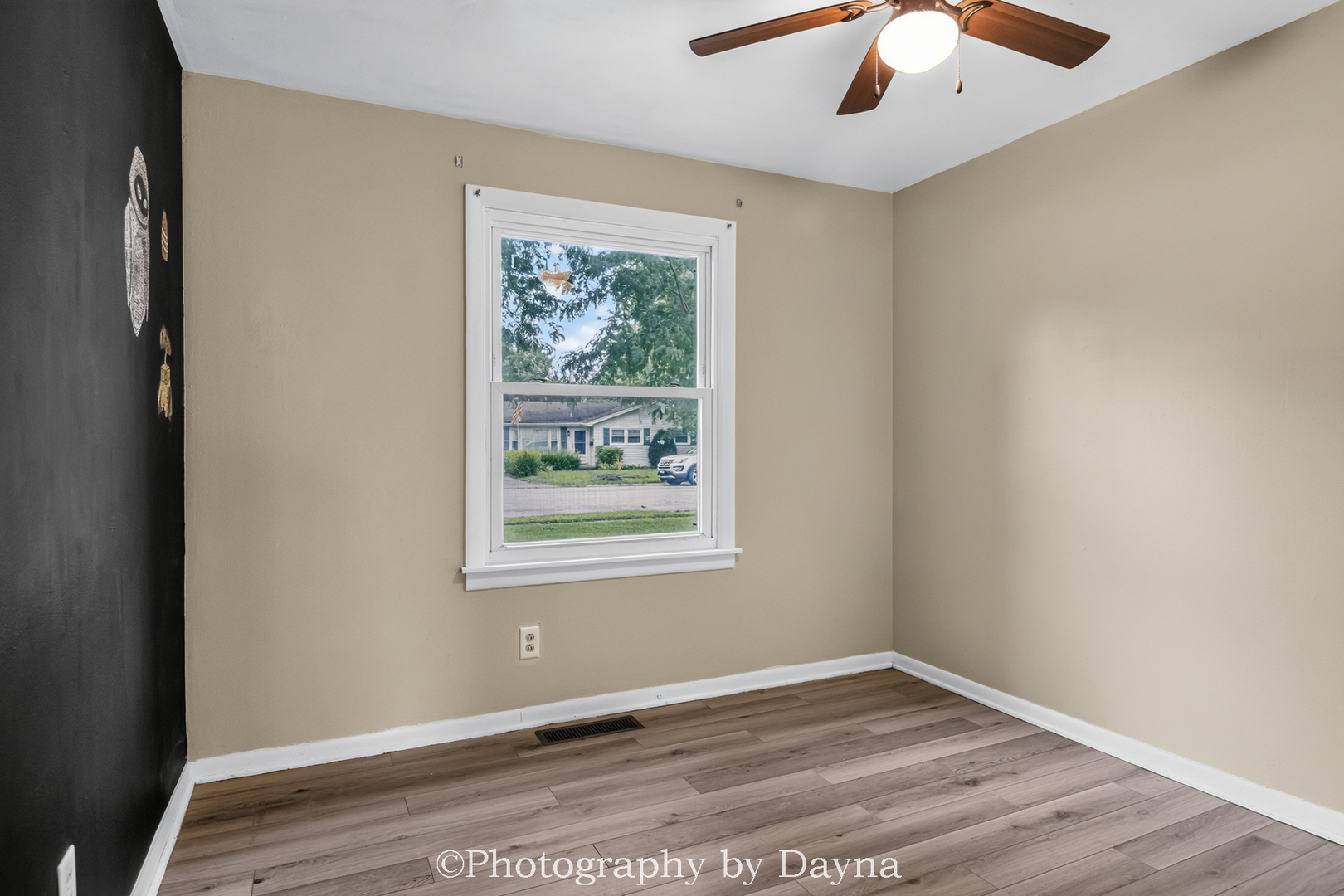 18 N West Avenue Property Photo 14