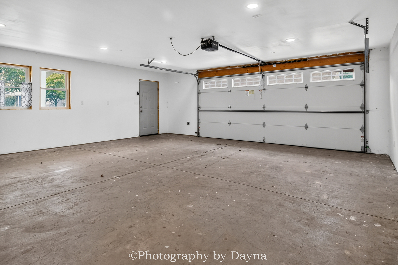 18 N West Avenue Property Photo 27