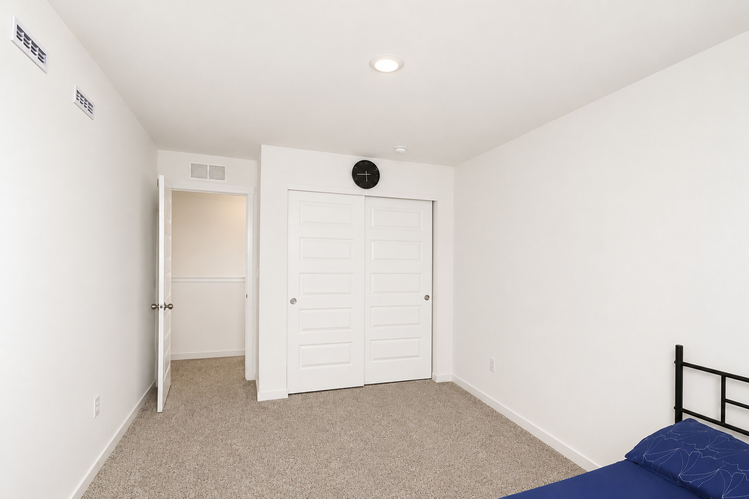 101 Fieldcrest Avenue Property Photo 17