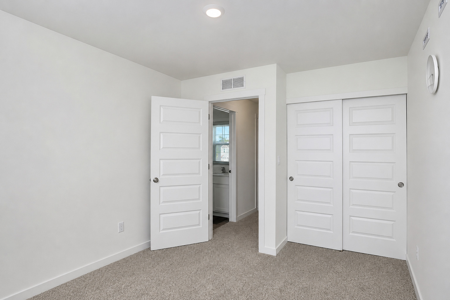 101 Fieldcrest Avenue Property Photo 20