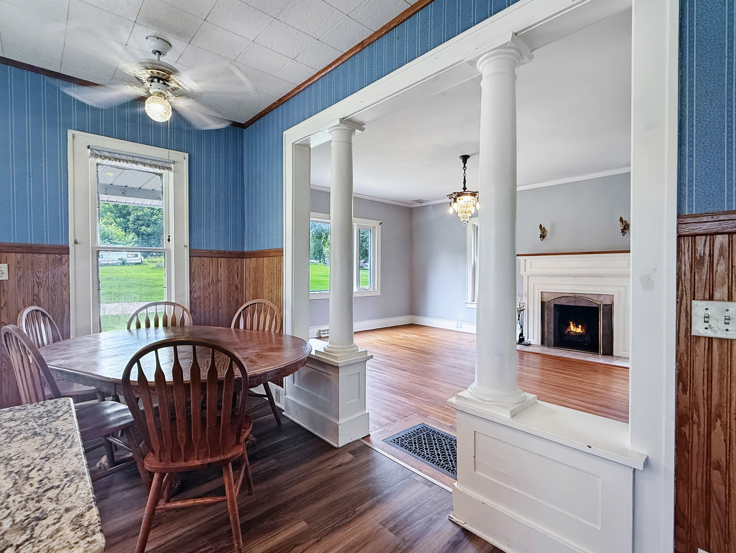 2313 4th Street Property Photo 8